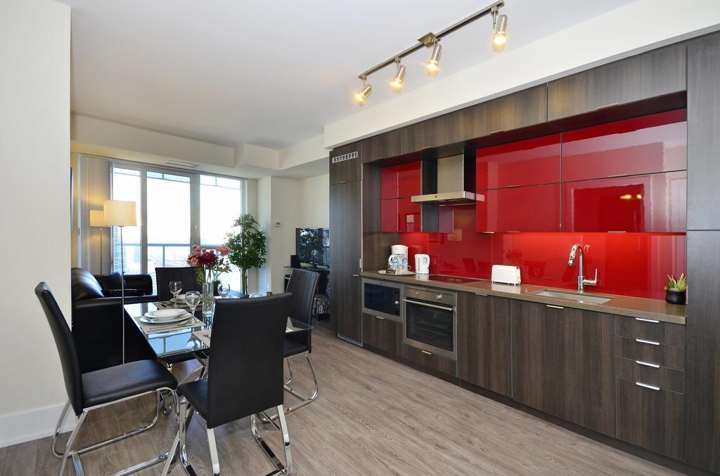 Atlas Suites - Cn Tower & Convention Centre Toronto Habitación foto